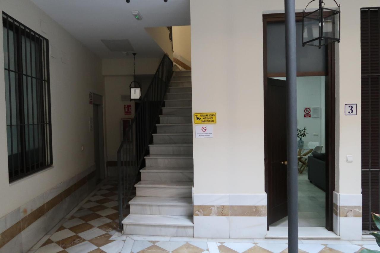 J & E Malaga Center Apartamentos Ngoại thất bức ảnh