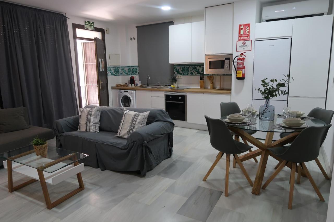 J & E Malaga Center Apartamentos Ngoại thất bức ảnh