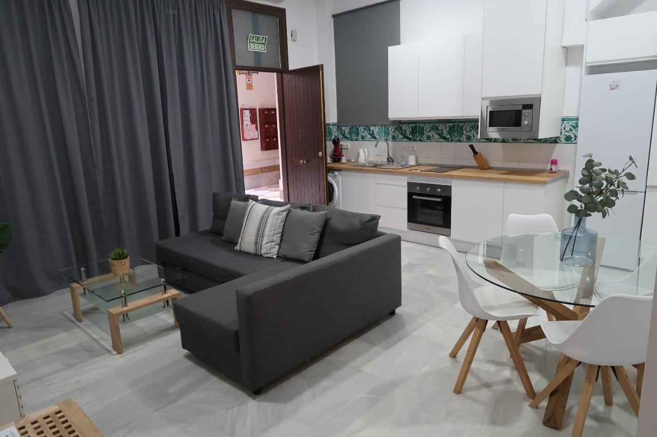 J & E Malaga Center Apartamentos Ngoại thất bức ảnh