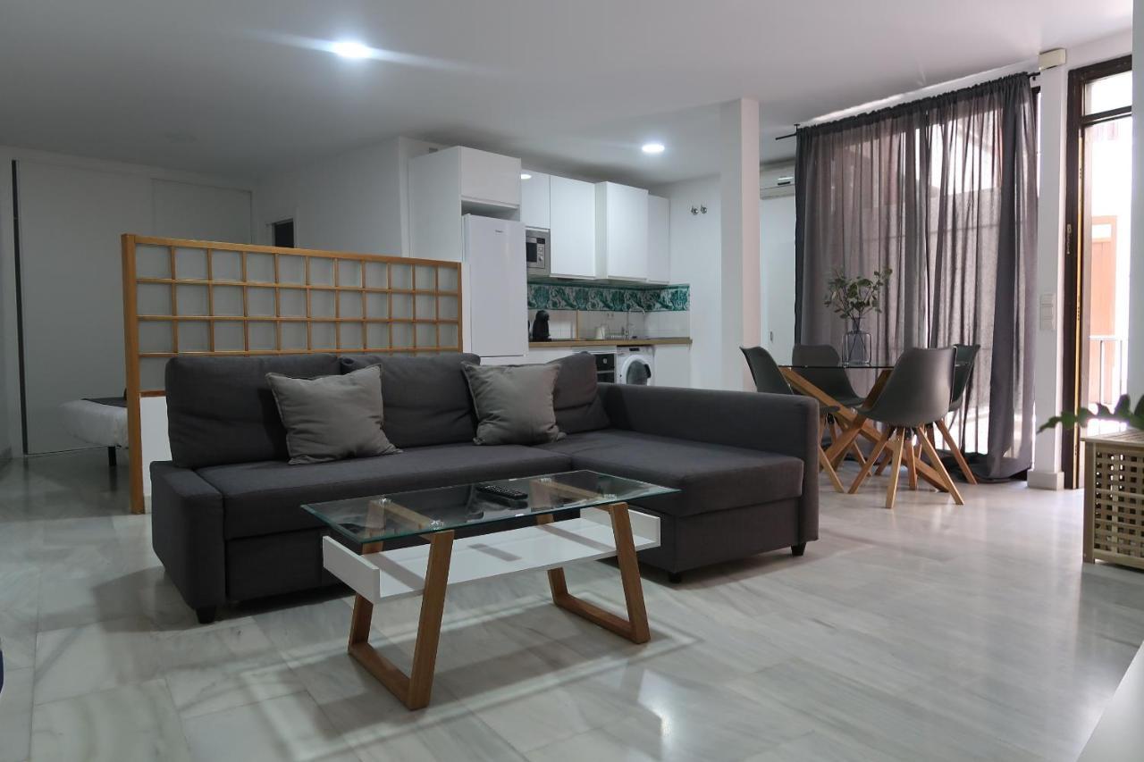 J & E Malaga Center Apartamentos Ngoại thất bức ảnh