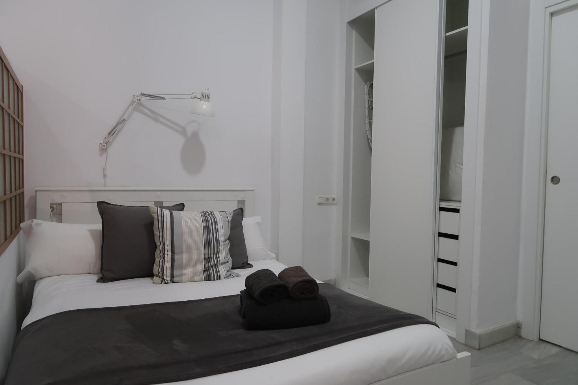 J & E Malaga Center Apartamentos Ngoại thất bức ảnh