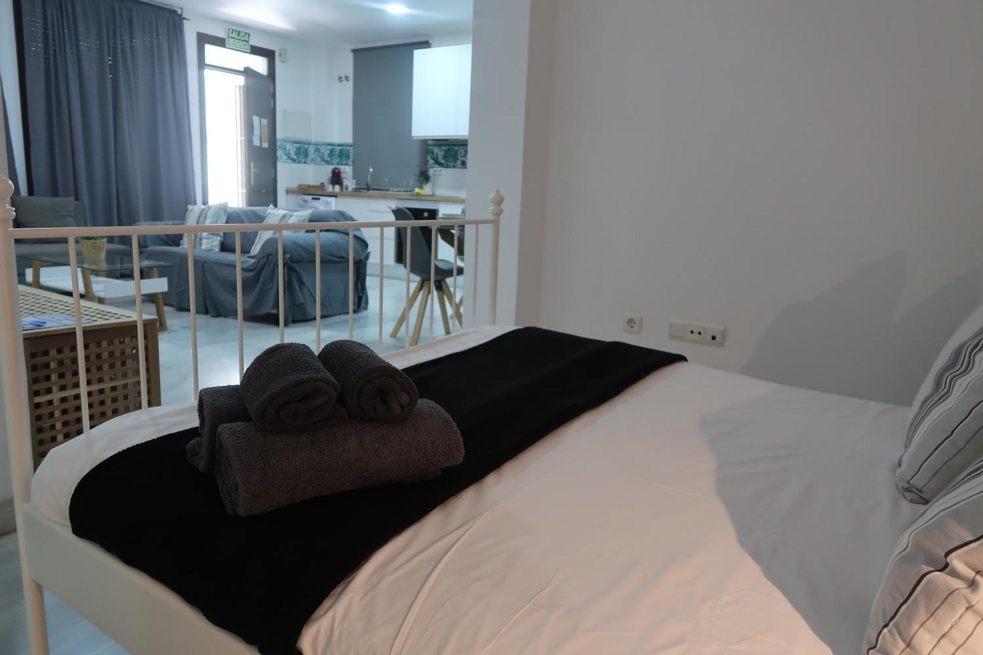 J & E Malaga Center Apartamentos Ngoại thất bức ảnh